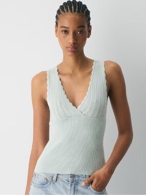 Aritzia Wilfred Light Mint Scallop V-Neck Rib Knit Tank - Women